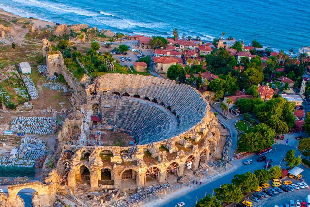 Antalya mang một diện mạo khác so với Istanbul hay Cappadocia