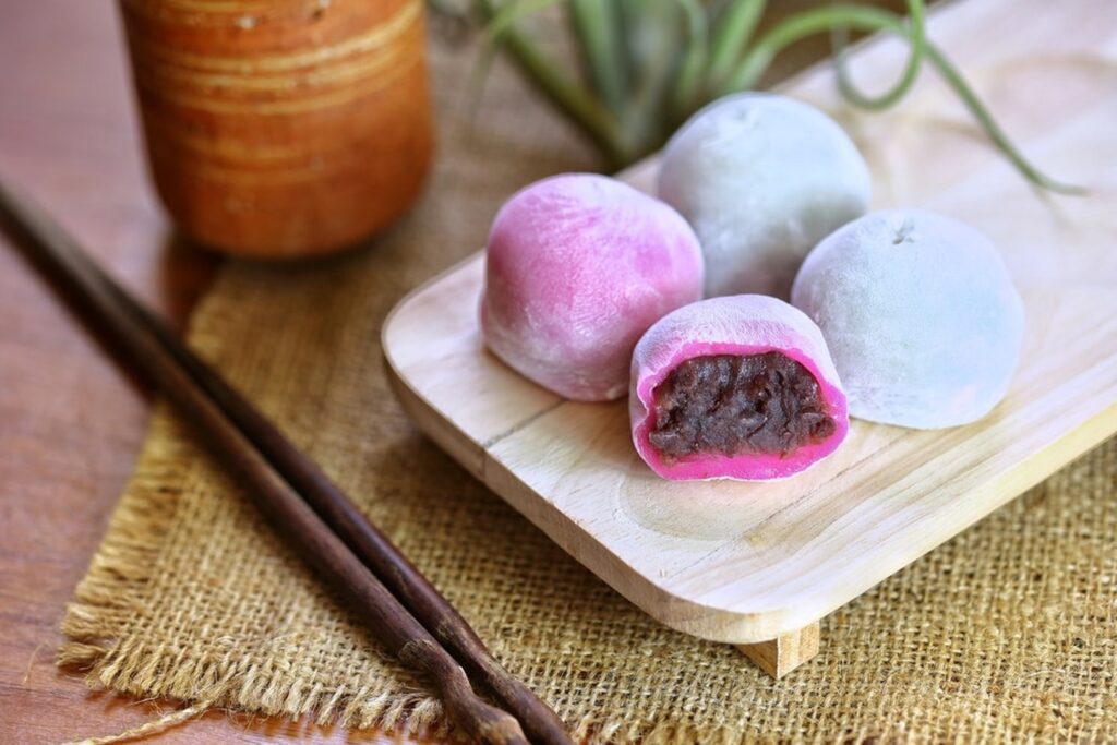 Bánh mochi là một loại bánh truyền thống của Nhật Bản 