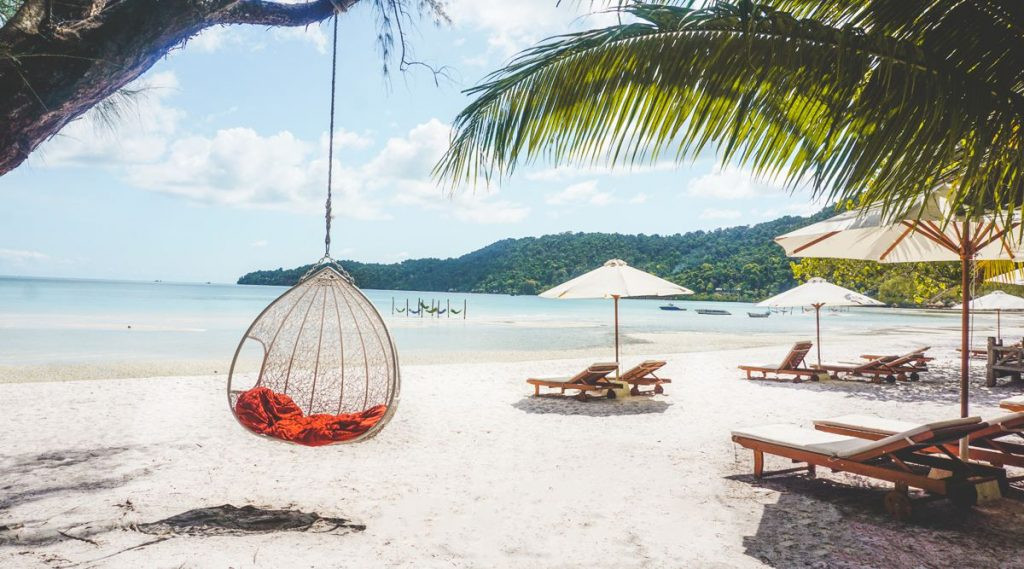 Koh Rong là một trong những hòn đảo nổi tiếng nhất Campuchia