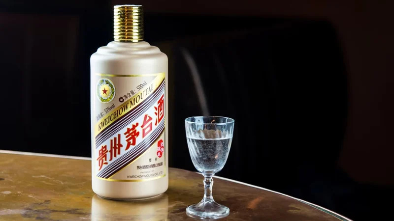 Rượu Mao Đài có hương thơm thường khá mạnh nhưng không đơn điệu.